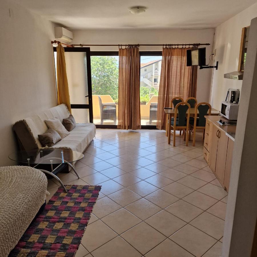 Apartments Damir 2838 Lopar Extérieur photo